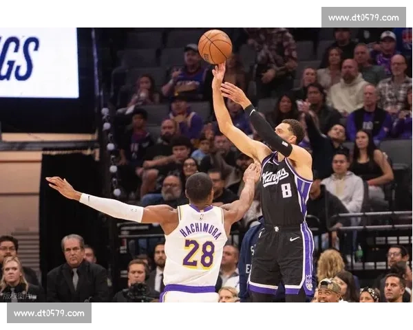 51+11+9！里夫斯创 6 大纪录，拒 8920 万底气藏不住