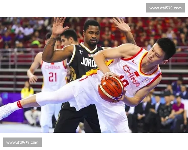 1-1 僵局打破！蓝队再入一球燃爆赛场