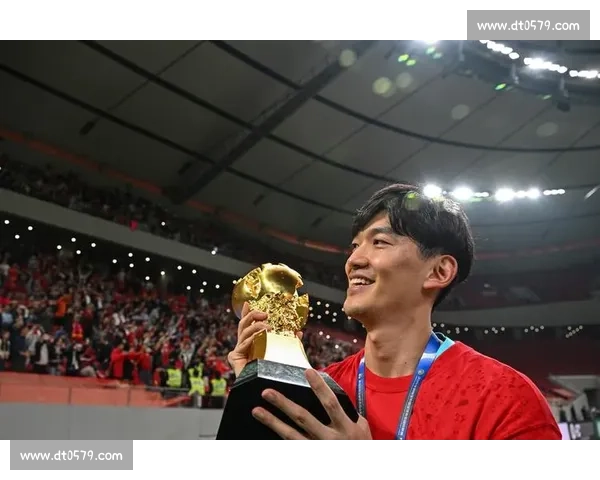 44 球冲冠！海港若夺冠将破中超最 “脆” 冠军纪录